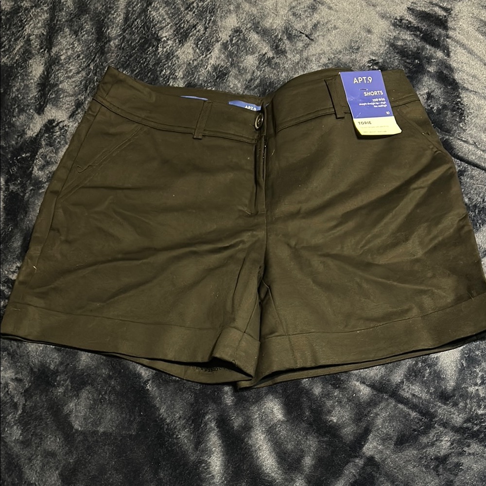 Apt. 9 Black Bermudas with Clean Design